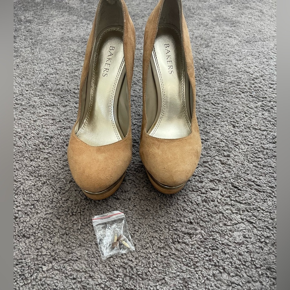 Bakers Camel Suede Heels